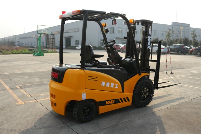 叉車(chē)出租行業(yè)的未來(lái)趨勢和發(fā)展