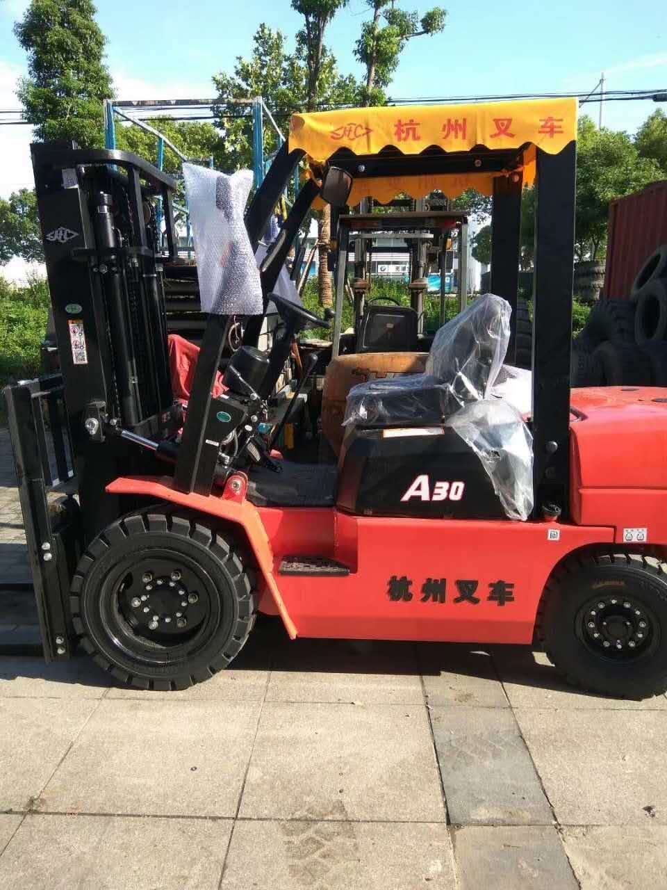 柴油叉車(chē)租賃車(chē)型展示