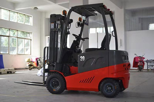 電動(dòng)叉車(chē)(1)